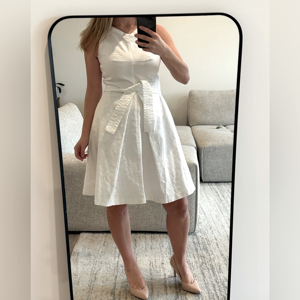 Ann Taylor White A line Cotton Dress with pockets Size 4